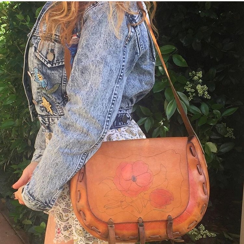 Meet your Posher, Mara